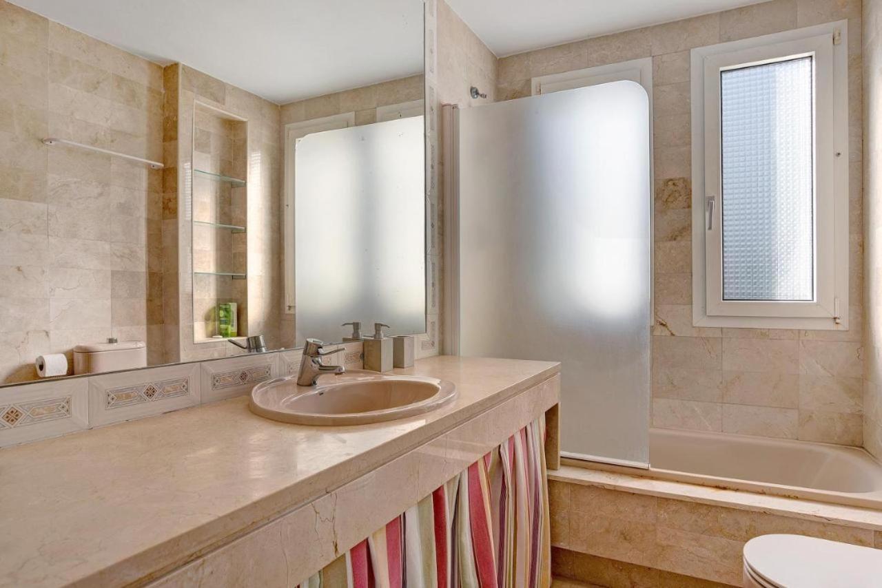 Apartamento Costa Zahara Захара де лос Атунес Екстериор снимка